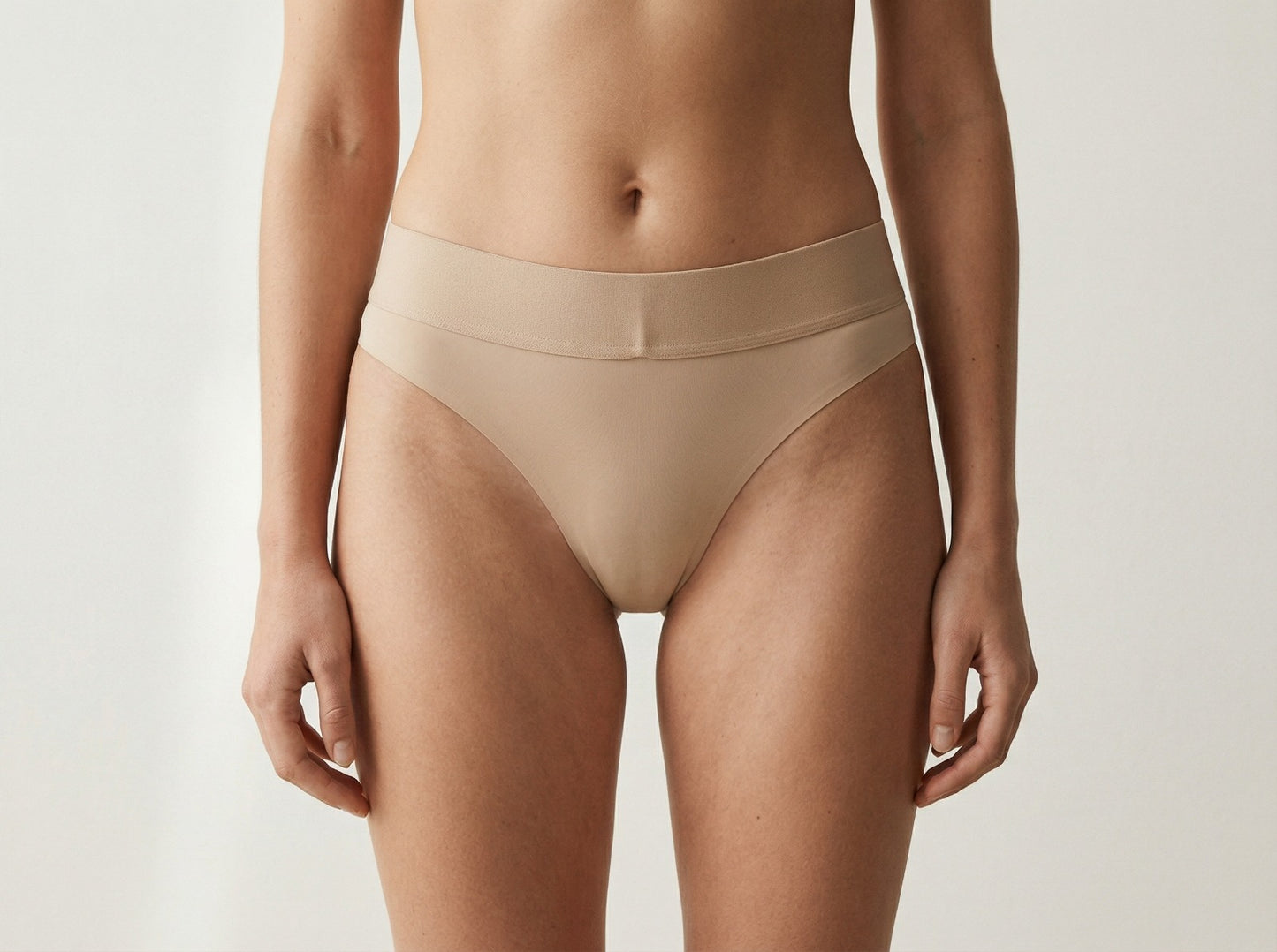 S&S seamless invisible thong